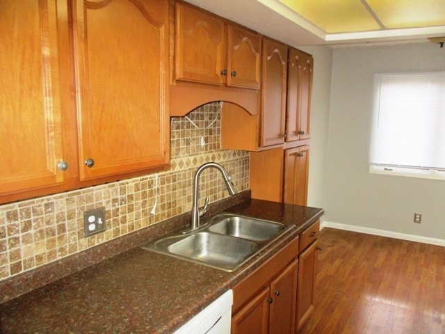 Photo - 1600 Northbrook Dr