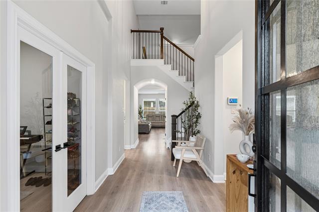 Building Photo - 2612 Henley Wy Rental