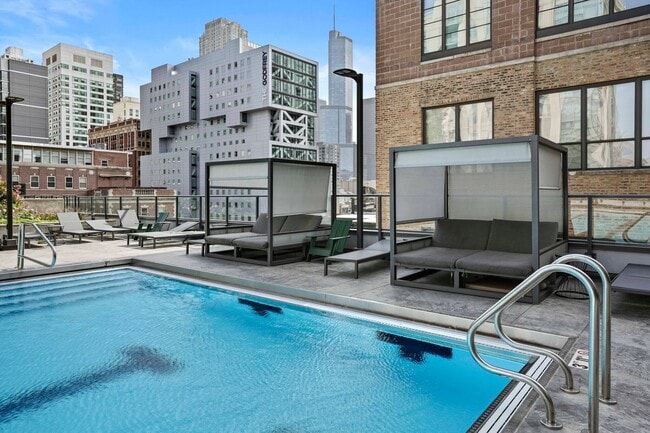 Photo - 189 W Superior St Unit 2407