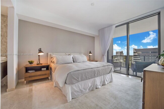 Photo - 88 SW 7th St Unit 1810