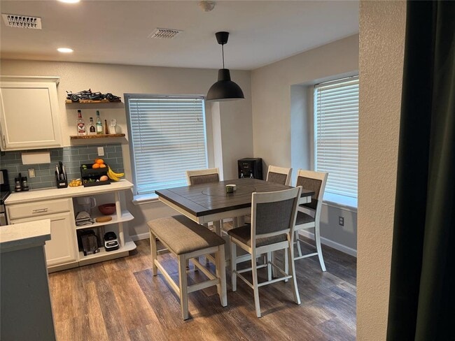 Photo - 1504 Sleepytime Trail