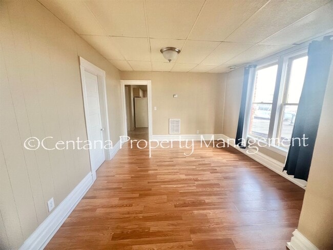 Photo - 646-648 S Montana Unidad 648 S Montana