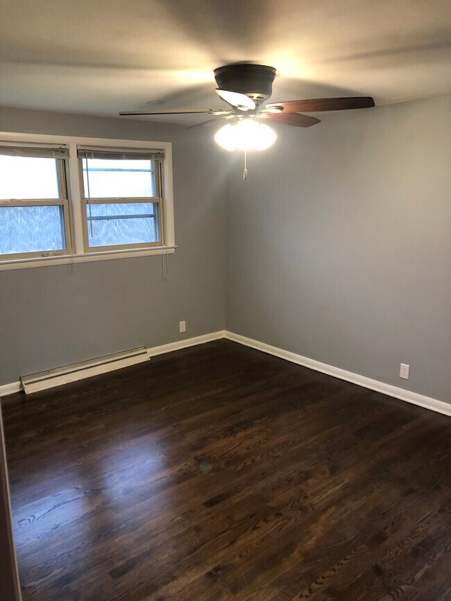 Photo - N136W14329 Bonniwell Rd