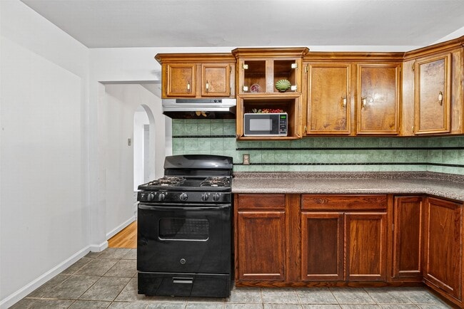 Photo - 7426 Miley St