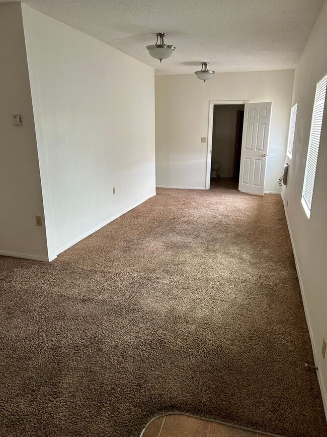 Photo - 3 Bedroom 1.5 Bathroom Home In Winslow