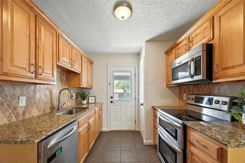 Photo - 2733 E Wentwood Dr
