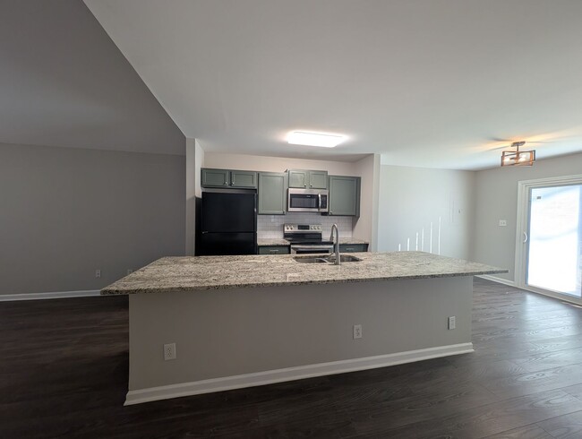 Photo - Pristine 3 bedrooms, 2 bathroom home in Charlotte!