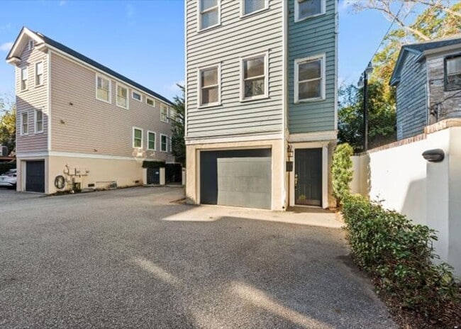 Photo - 2 Bedroom, 2.5 Bath Condo in Harleston Village of Downtown Charleston!