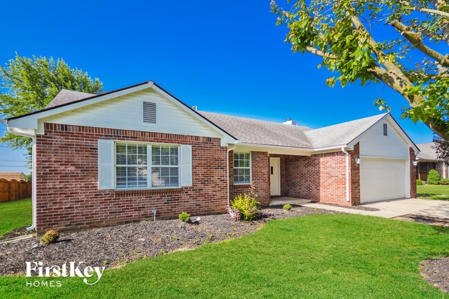 Photo - 1050 Oak Leaf Rd