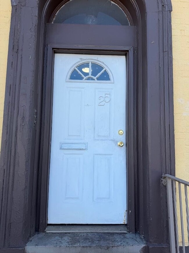 Photo - 25 S 9th St Unit 1 Front