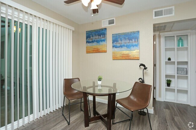 Residences at Lakeshore