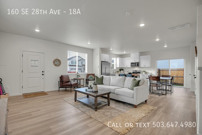 Photo - 160 SE 28th Ave