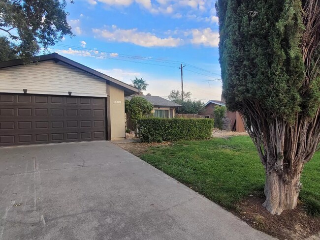 Photo - 7052 Westchester Way House