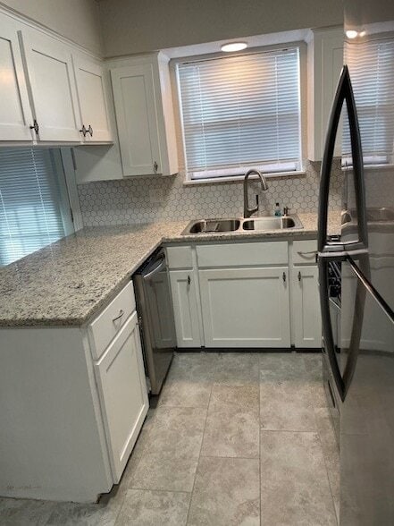 Photo - 407 W Semands St