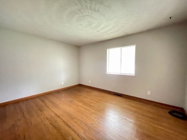 Photo - m1081 Unidad 1081