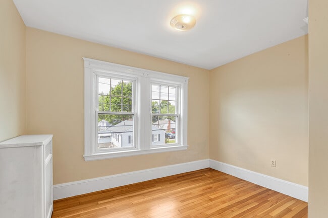 Photo - 97 Willow St Unit 2