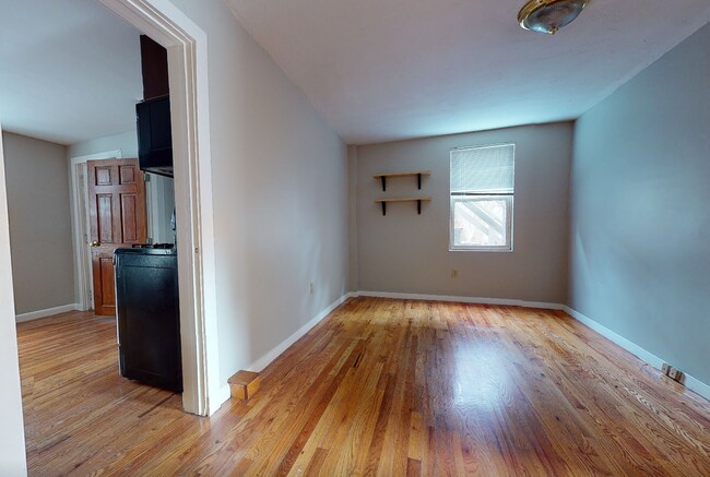 Photo - 428 Franklin St Unit 1R