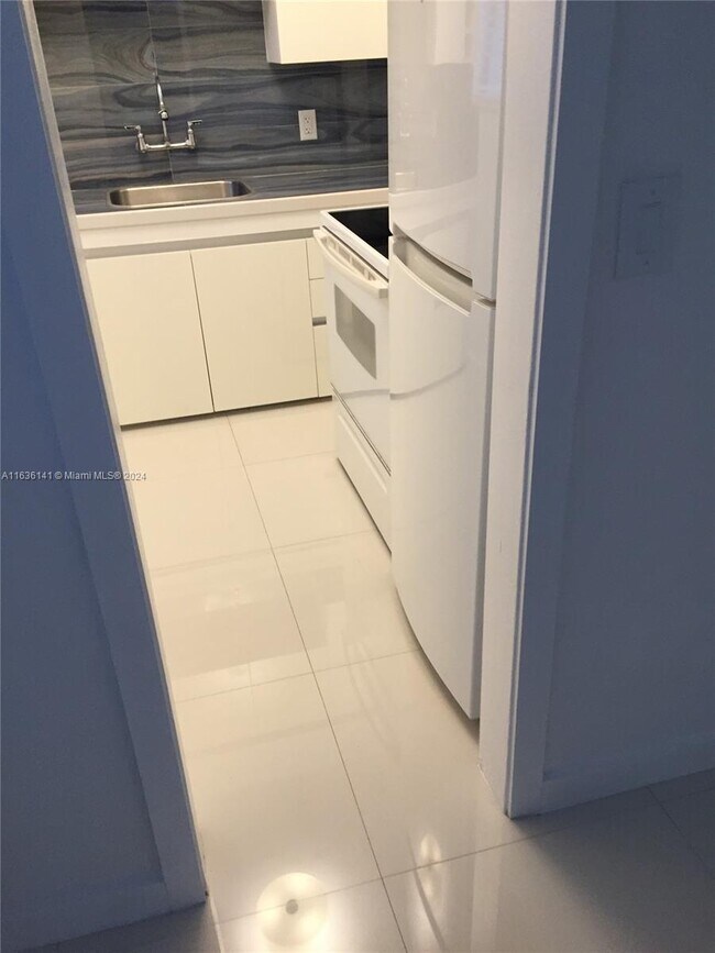 Photo - 545-574 74th St Unit 2