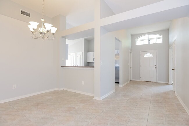 Photo - 1430 Maximilian Dr