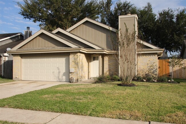 Building Photo - 2227 Highland Hills Dr Rental
