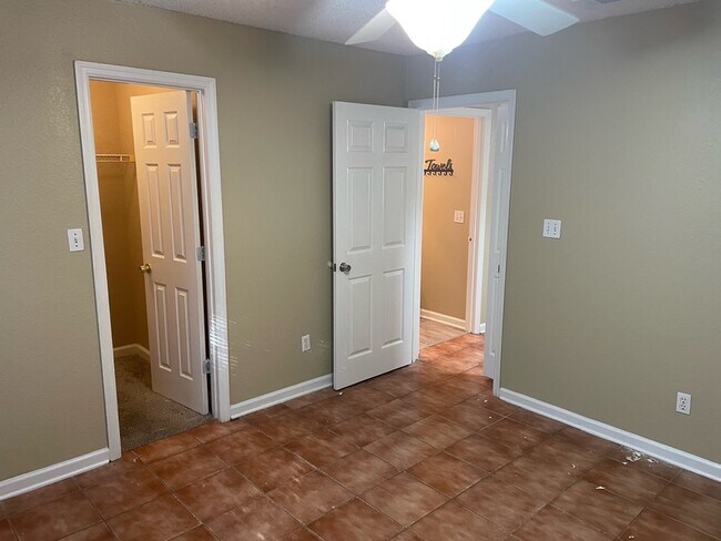 2470 Nugget Ln