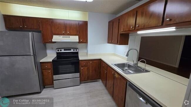 Building Photo - 11188 Royal Palm Blvd Unit 11188 Rental