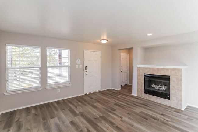 Photo - 628 Rockbrook Dr