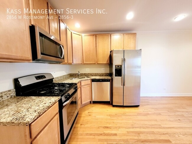 Photo - 2856 W Rosemont Ave Apartment Unit 2856-3