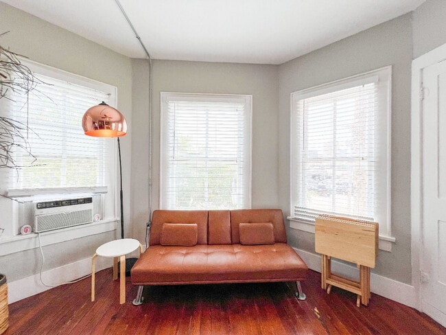 Photo - 308 Power St Unidad ID1268415P