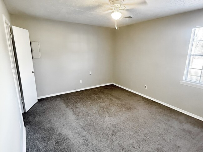 Photo - 52 Landmark Loop