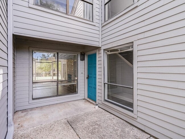 Photo - 147 World of Tennis Sq Unit 147