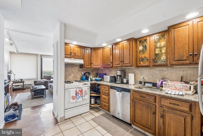 Photo - 220 Locust St Unit 24FS