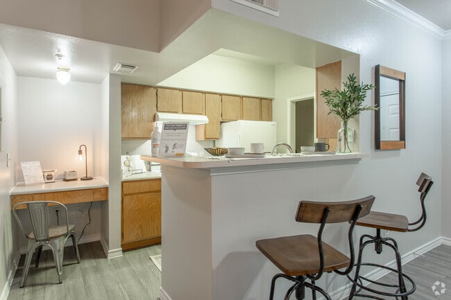 1 habitación, 1 baño - 711 pies cuadrados - Shadow Creek Apartments