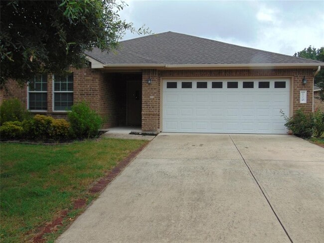 Building Photo - 170 Birdwell Ln