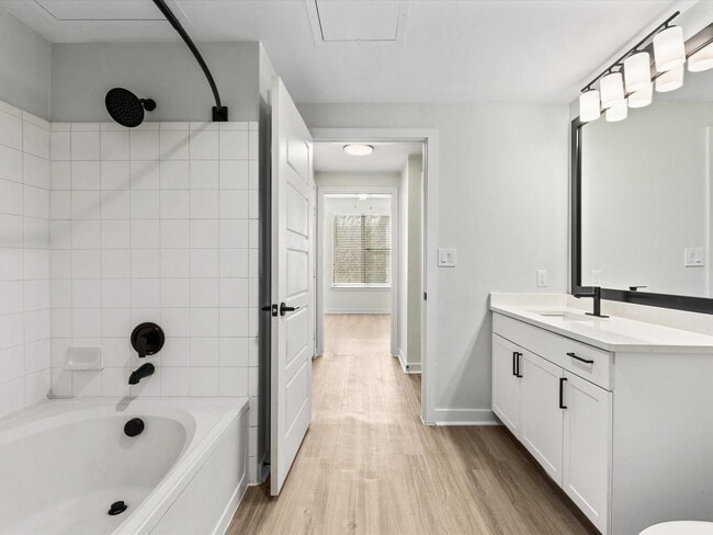 Los apartamentos Avery on Southwestern — foto de la comunidad
