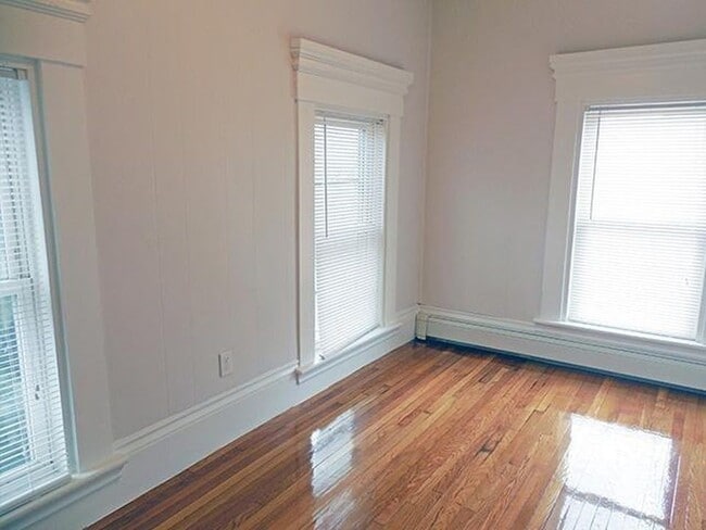 Photo - 17 Webster St Unit 2