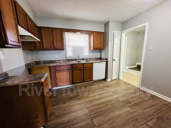 Photo - 5541 Crepe Myrtle Dr