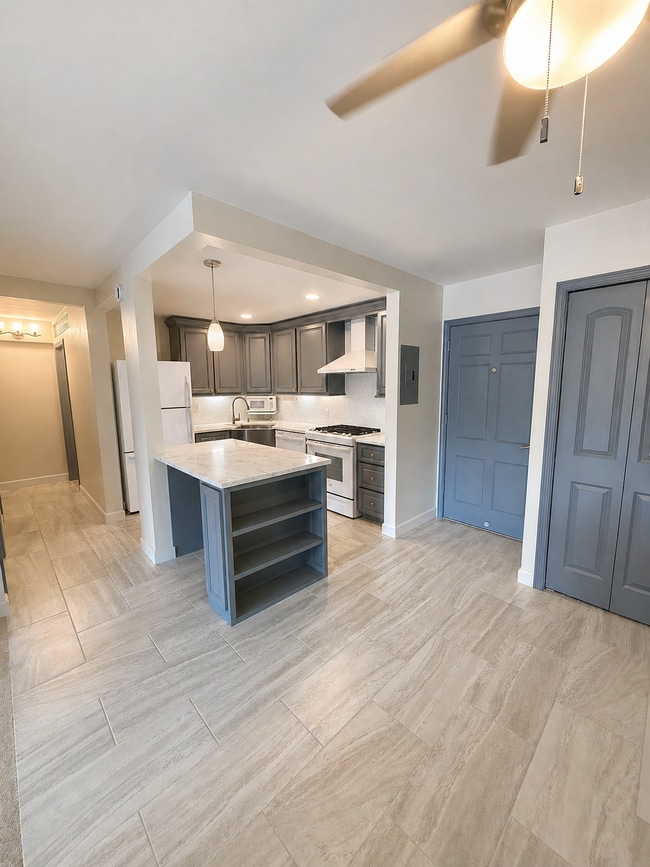 Photo - 6670 Vernon Ave S Unit 216