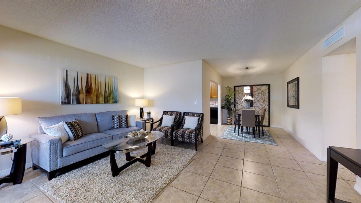 Photo - La Estancia Apartments