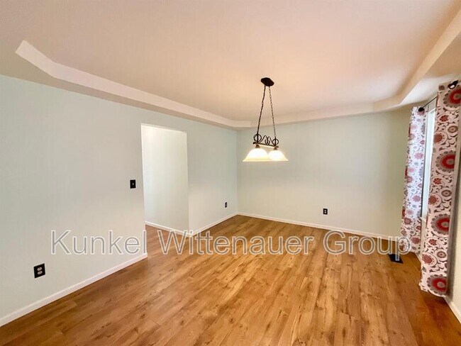 Photo - 110 St Sabre Dr