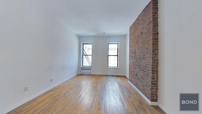 Building Photo - 212 E 85th St Unit 3B Rental