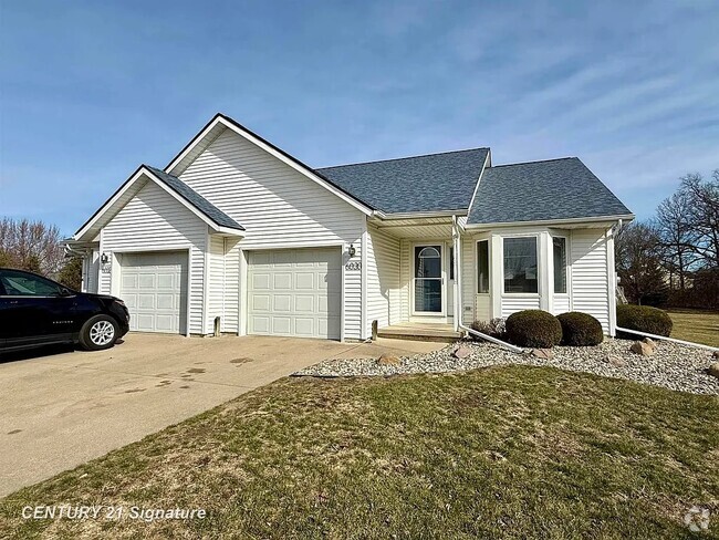 Building Photo - 6030 Canton Dr Rental