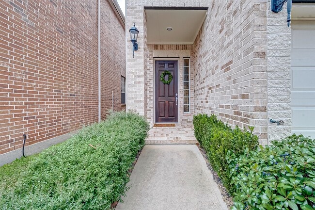 Building Photo - 14418 Basalt Ln