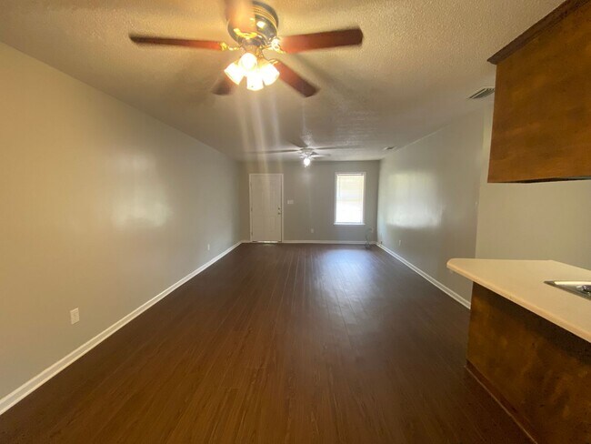 Photo - 6107 Vinnie Dr Unit A