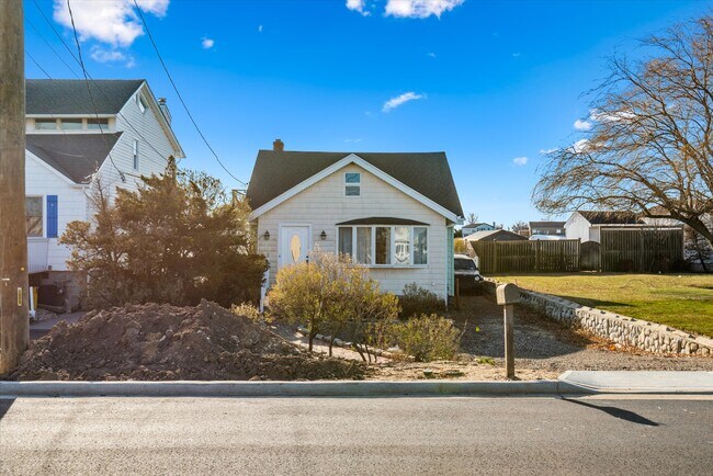 Photo - 2 Pirates Cv