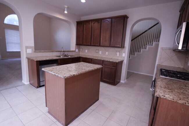 Photo - 11398 Seguin Dr