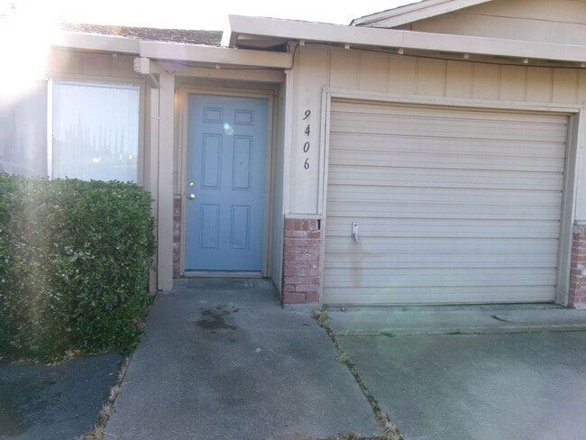Photo - 9404 Unit 9406
