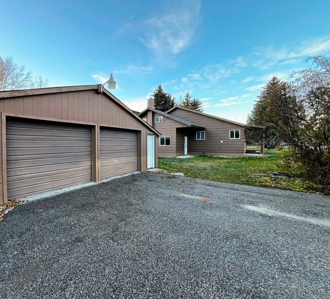 Photo - Spacious, Updated Home in the Heart of Driggs