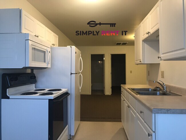 Photo - Affordable 1 Bedroom, Downtown Roland, Avail Now!