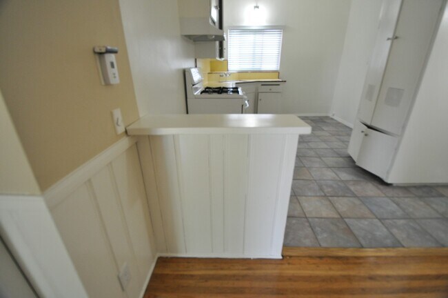 Photo - 6417.5 Whitsett